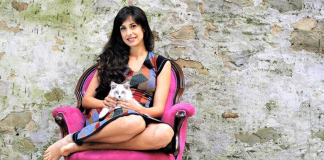 Lara Komar in njen Astro profil