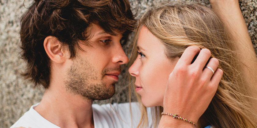 Odkrijte, kako lahko izkoristite energijo Venere v biku za več stabilnosti, čutnosti in notranjega ravnovesja.